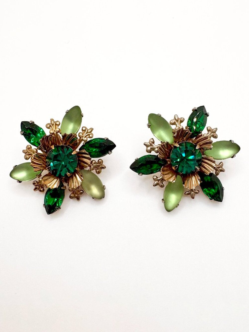 Vintage Green Rhinestone Starburst Earrings 1950s-1960s MCM Clip Ons